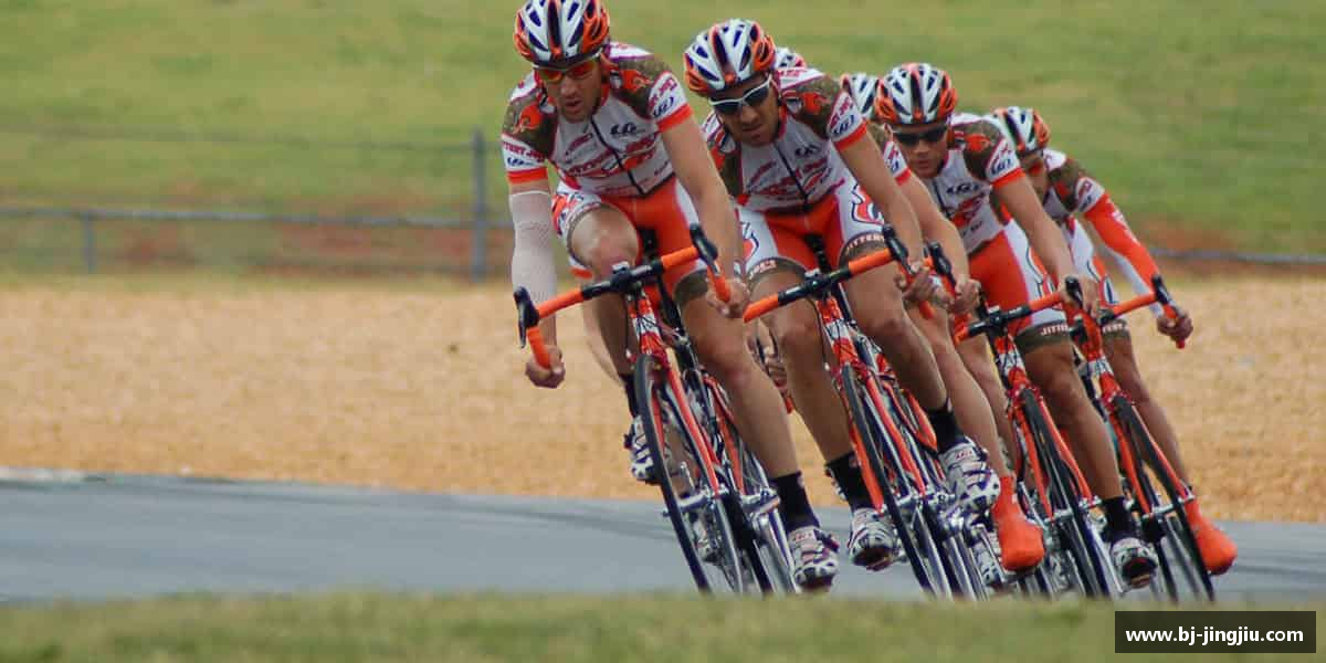 XK星空官方网站拼搏出汗水，收获更多荣耀。